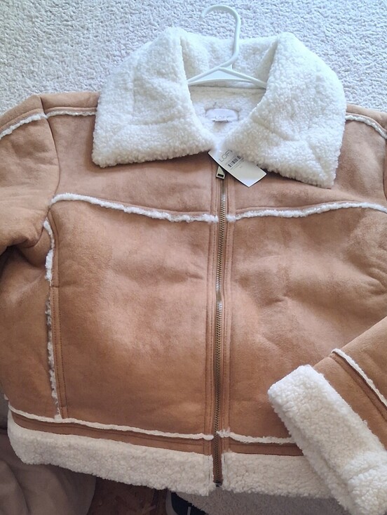 LOFT Jackets & Blazers - LOFT Tan Faux-Suede Sherpa-Trimmed Winter Jacket Size M